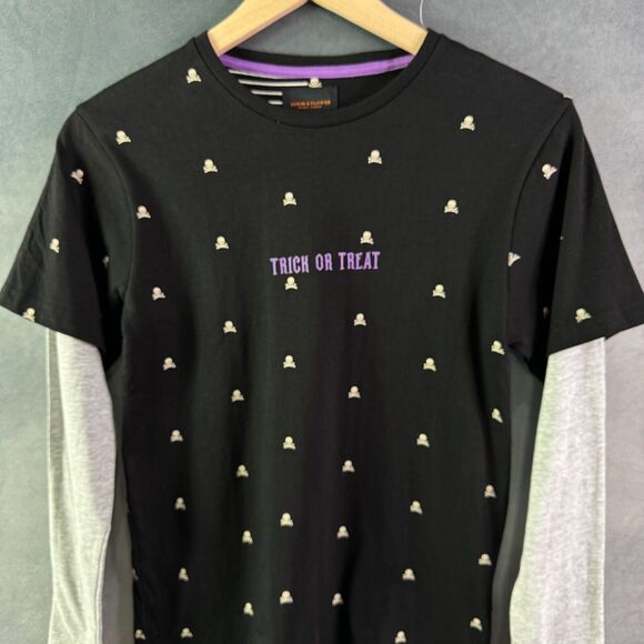 Kids Halloween Trick or Treat Shirt Size 9/10 Black Gray Skeleton Pumpkin Design - Picture 2 of 11